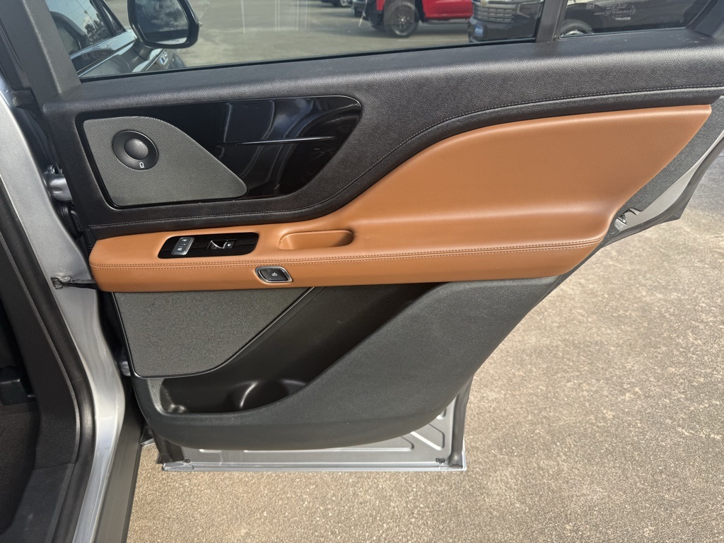 2024 Lincoln Aviator Reserve Silver at Gullo Toyota