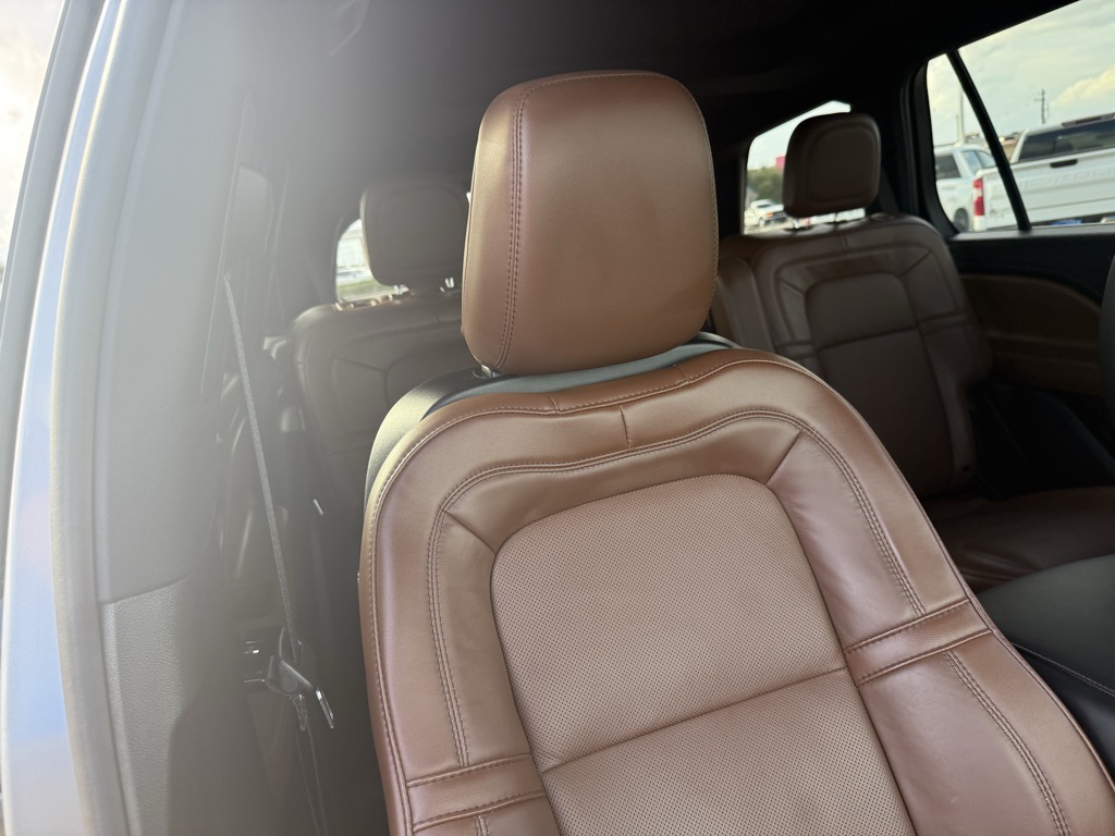 2024 Lincoln Aviator Reserve Silver at Gullo Toyota