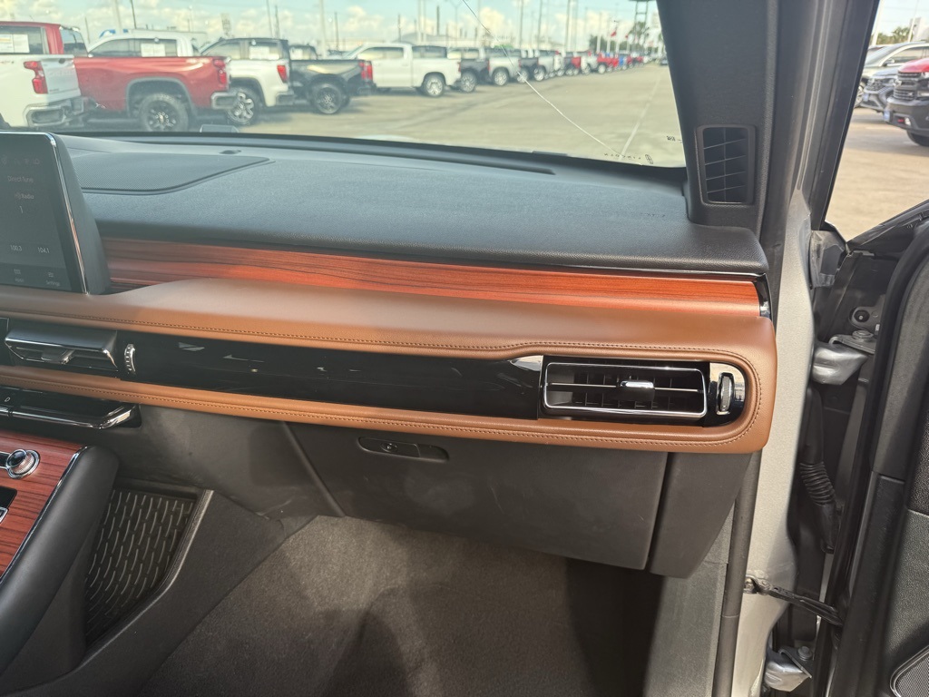 2024 Lincoln Aviator Reserve Silver at Gullo Toyota