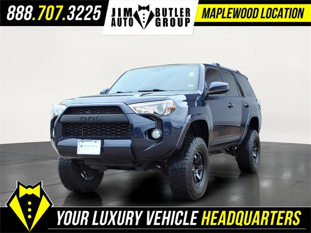 2019 Toyota 4Runner SR5's photo