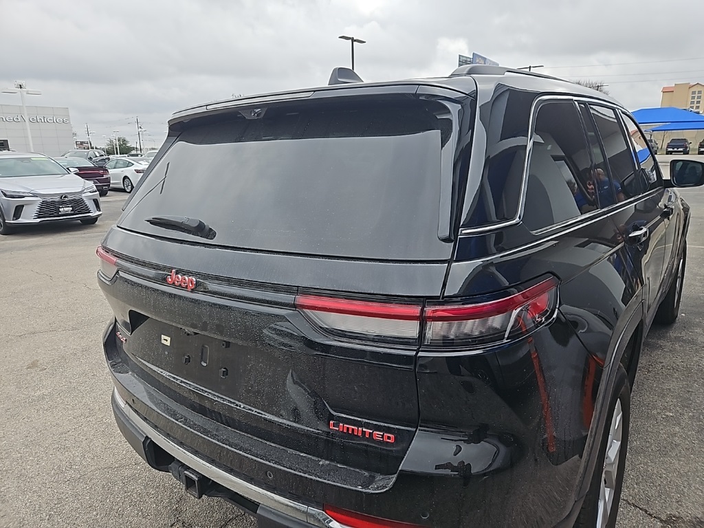 Used Car 2023 Jeep Grand Cherokee  Limited For Sale Under $35,000 In San Marcos, Texas