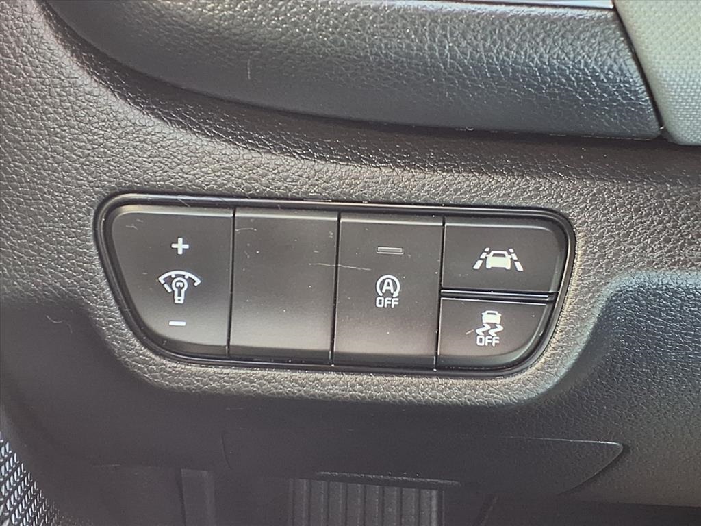 2023 Kia Seltos LX White at Bayshore Chrysler Jeep Dodge Ram