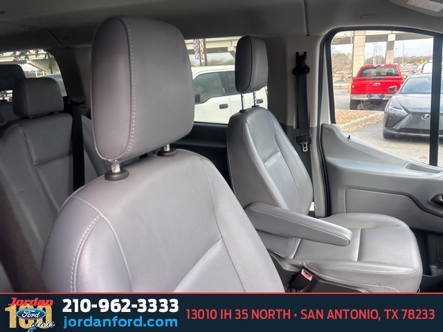 Used Car 2018 Ford Transit-350  Xl For Sale Under $30,000 In San Antonio, Texas
