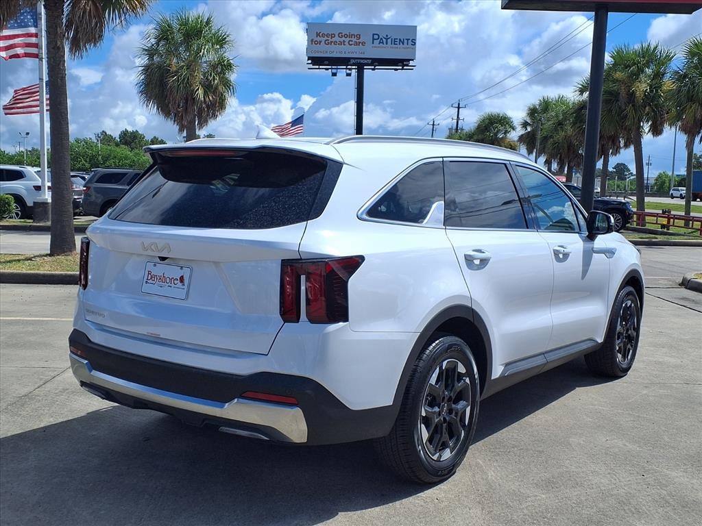 2025 Kia Sorento S - 2