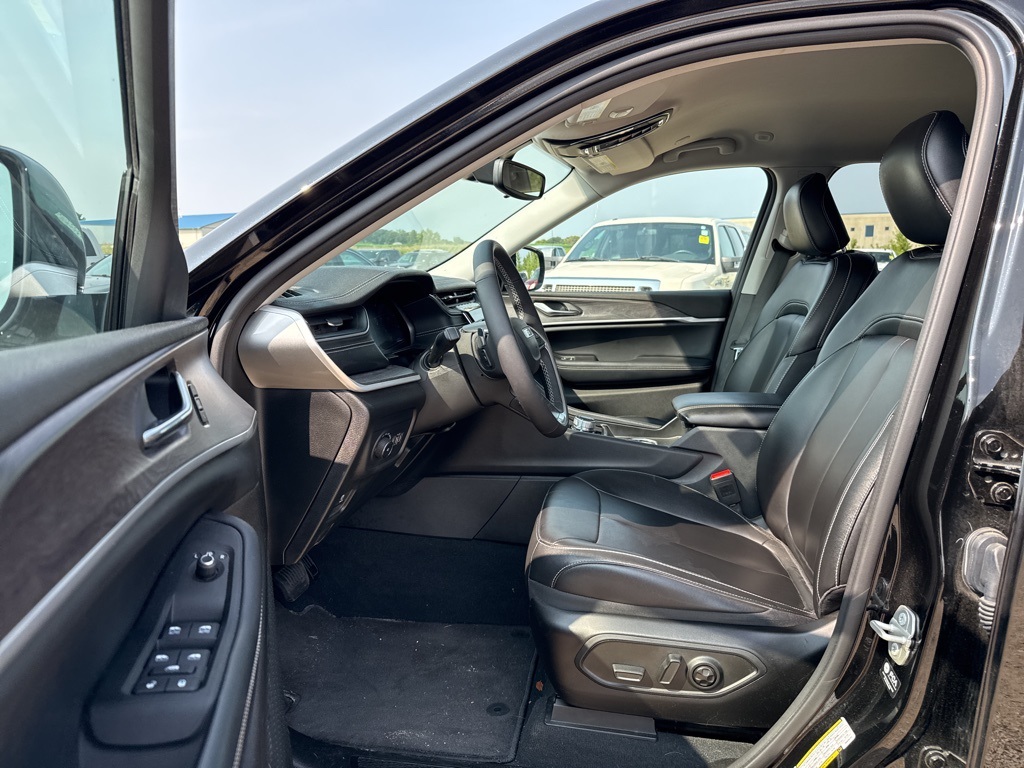 2024 Jeep Grand Cherokee L
