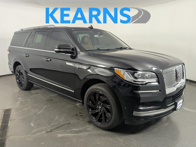 2023 Lincoln Navigator L Reserve 4WD