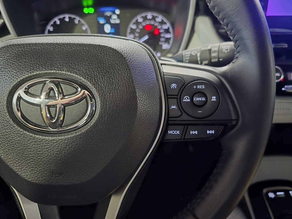 Thumbnail: 2023 Toyota Corolla - 17