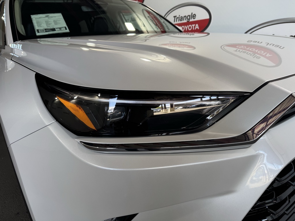 Thumbnail: 2026 Toyota Grand Highlander - 11