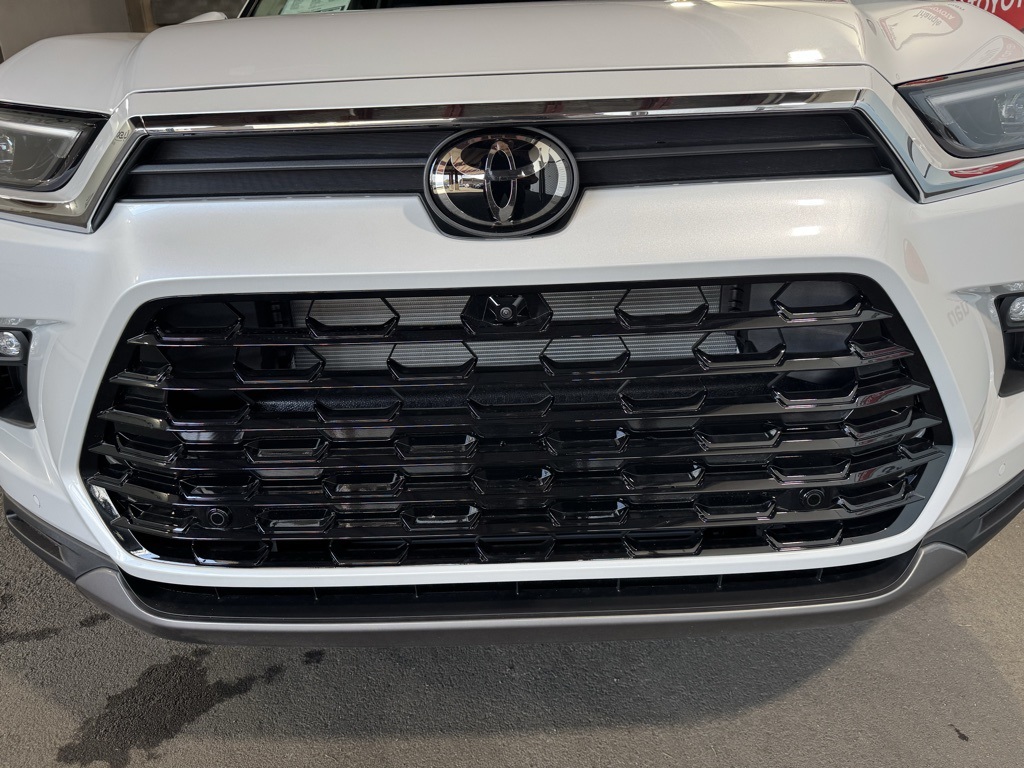 Thumbnail: 2026 Toyota Grand Highlander - 14