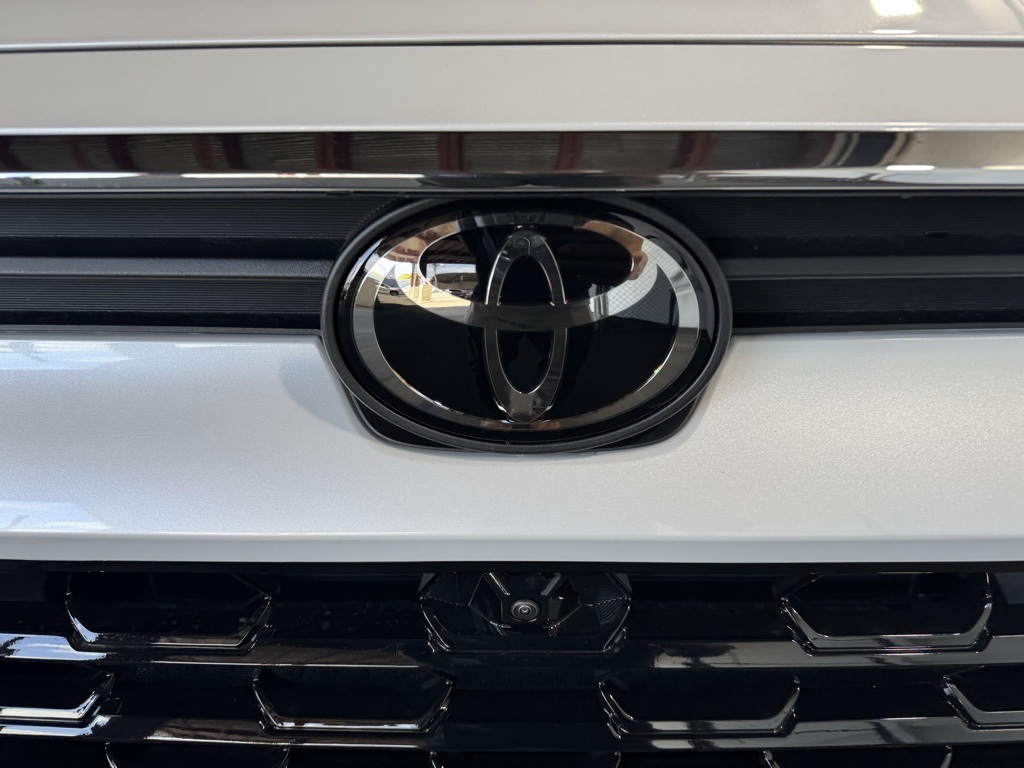 Thumbnail: 2026 Toyota Grand Highlander - 15