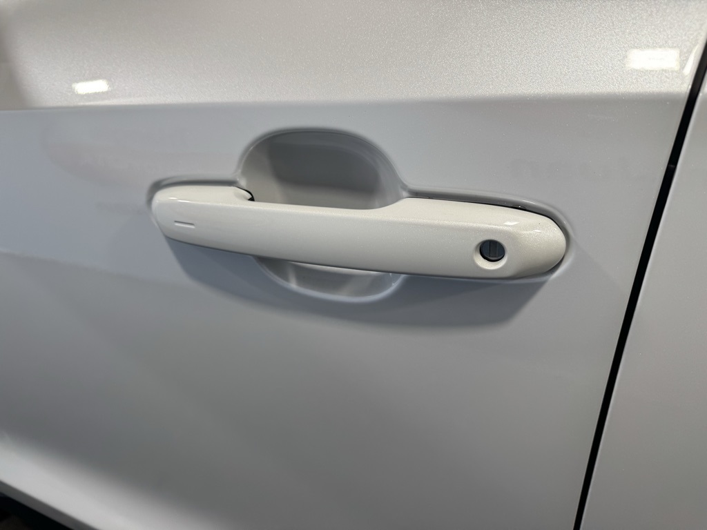 Thumbnail: 2026 Toyota Grand Highlander - 16