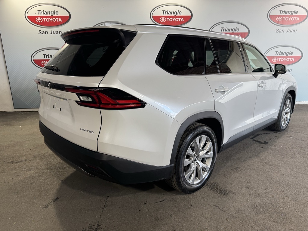 Thumbnail: 2026 Toyota Grand Highlander - 4