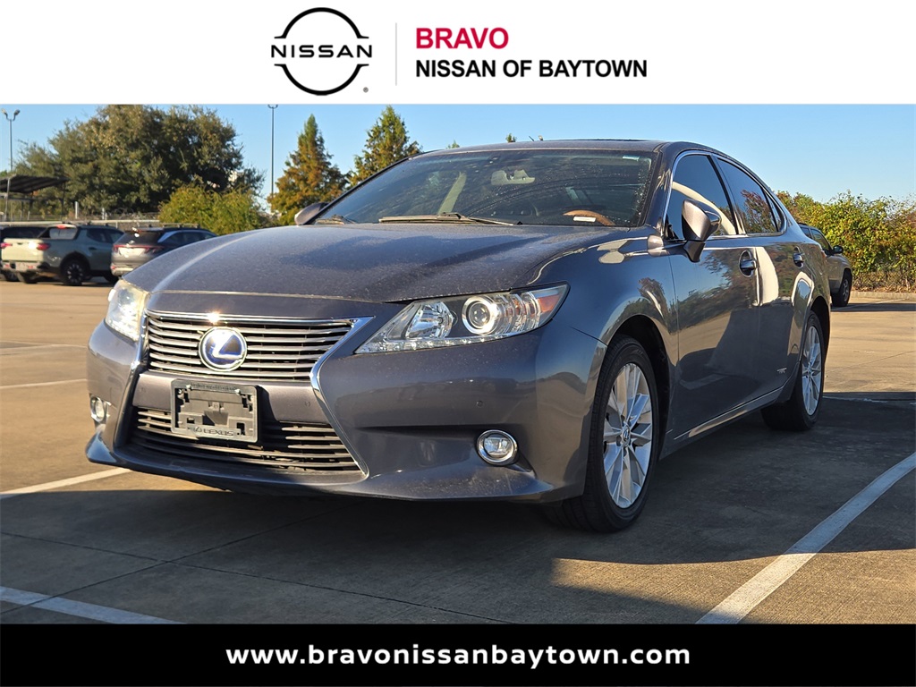 2015 Lexus ES 300h