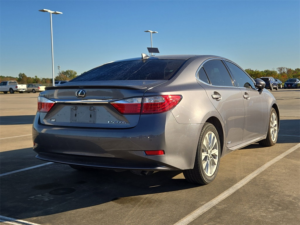2015 Lexus ES 300h Gray at Emmons Autoplex