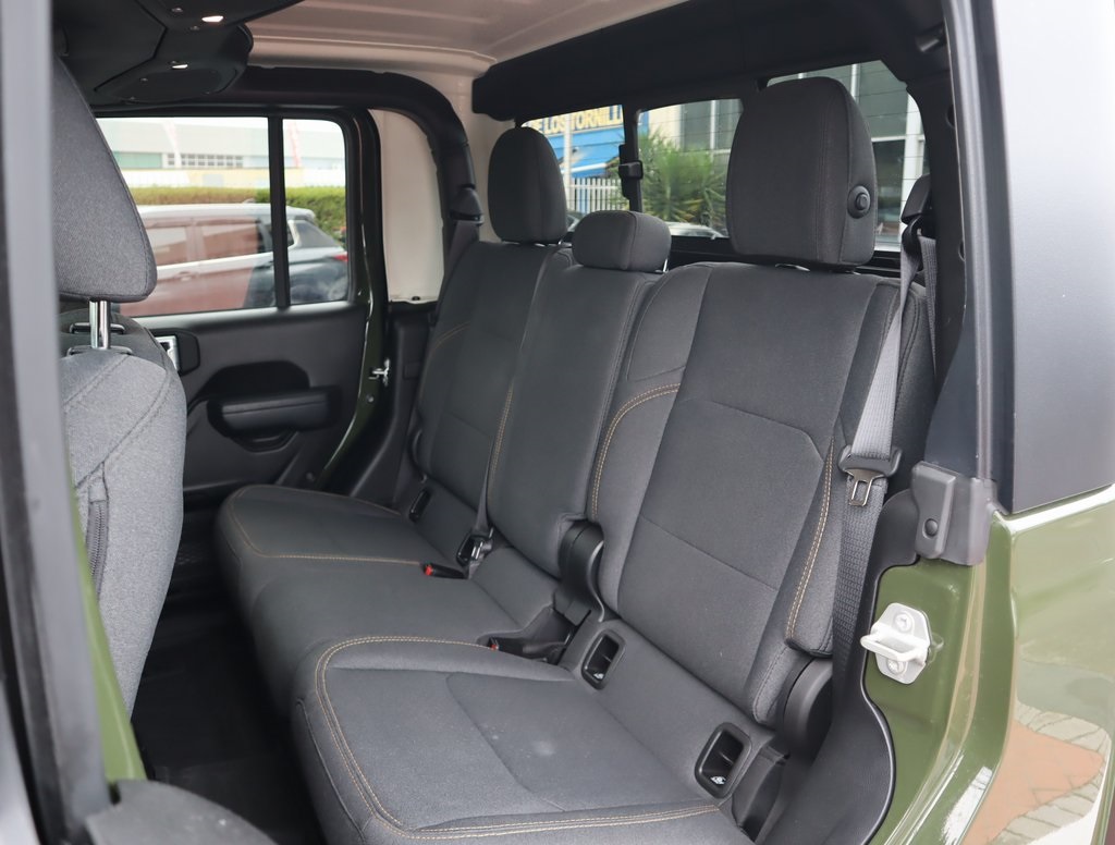 Thumbnail: 2024 Jeep Gladiator - 19