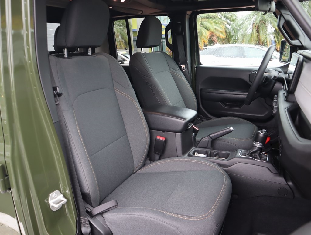 Thumbnail: 2024 Jeep Gladiator - 20