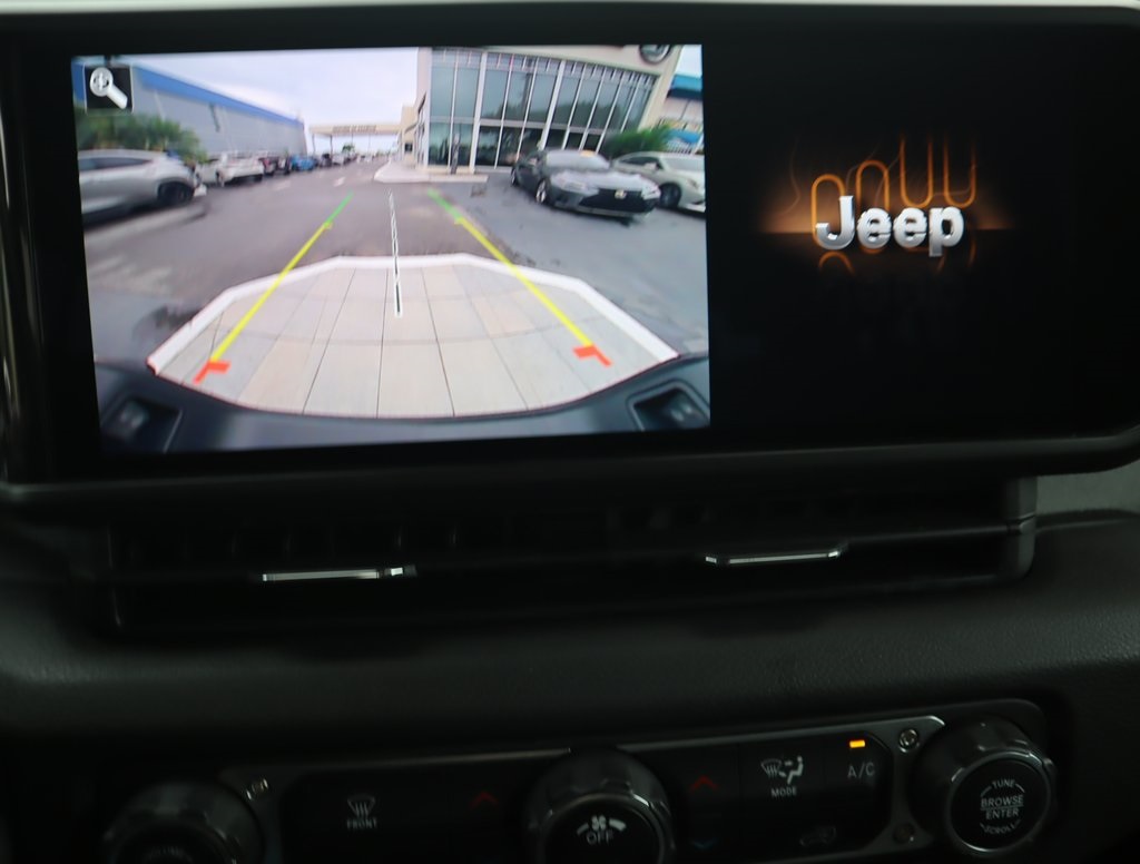 Thumbnail: 2024 Jeep Gladiator - 29