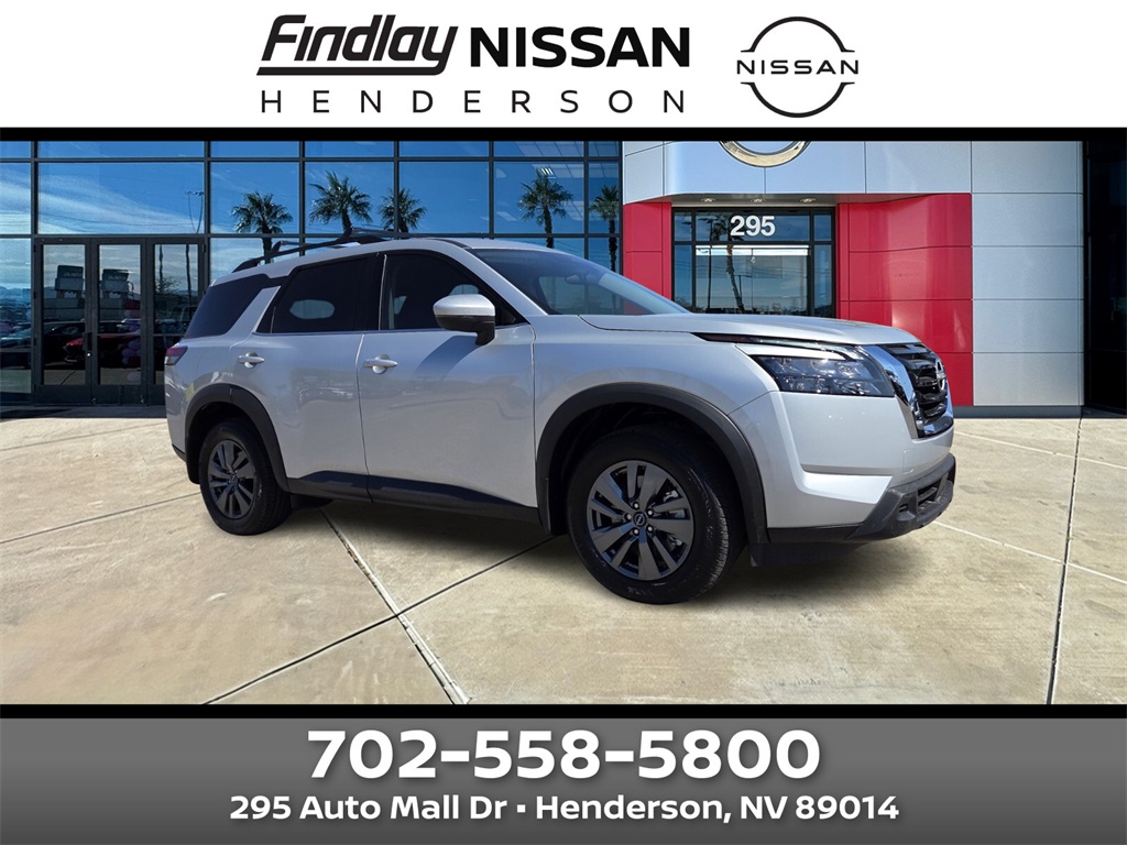 2025 Nissan Pathfinder SV