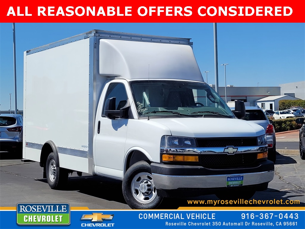 2023 Chevrolet Express Chassis 3500 Cutaway 139