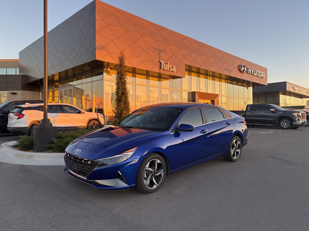 2023 Hyundai Elantra Limited FWD