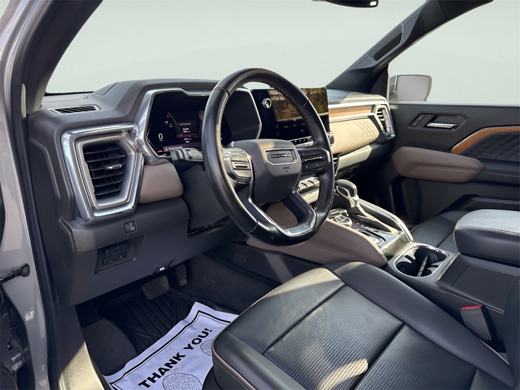 2023 GMC Canyon