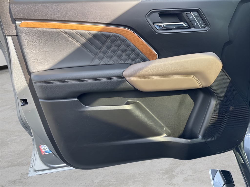 2023 GMC Canyon