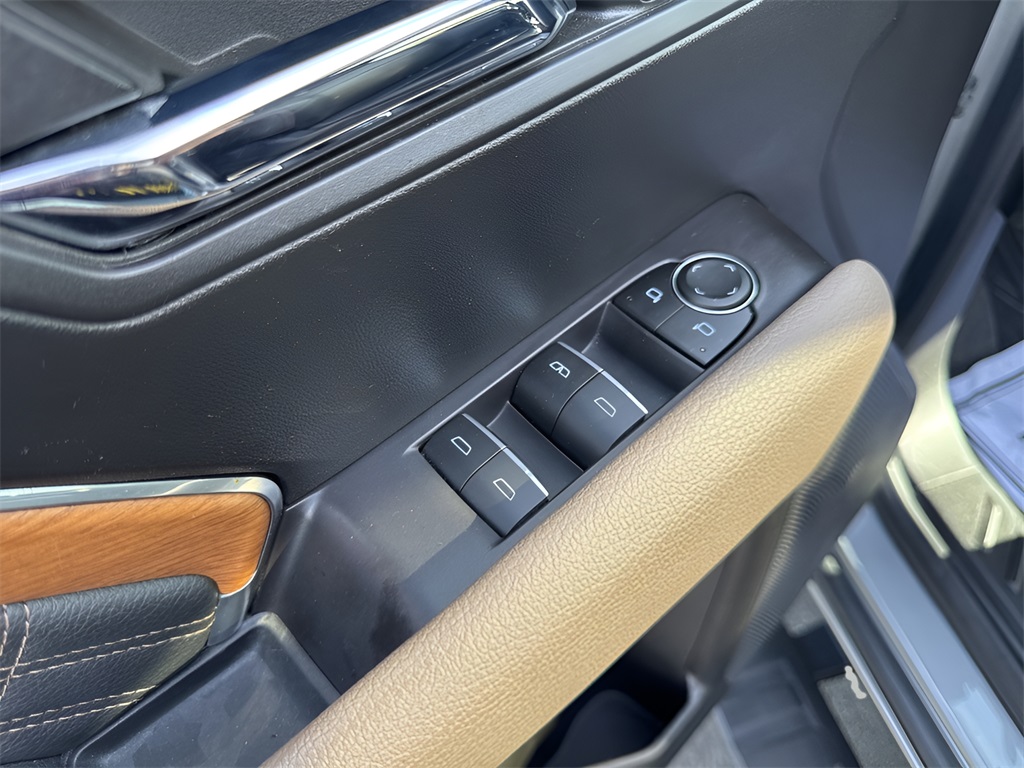 2023 GMC Canyon