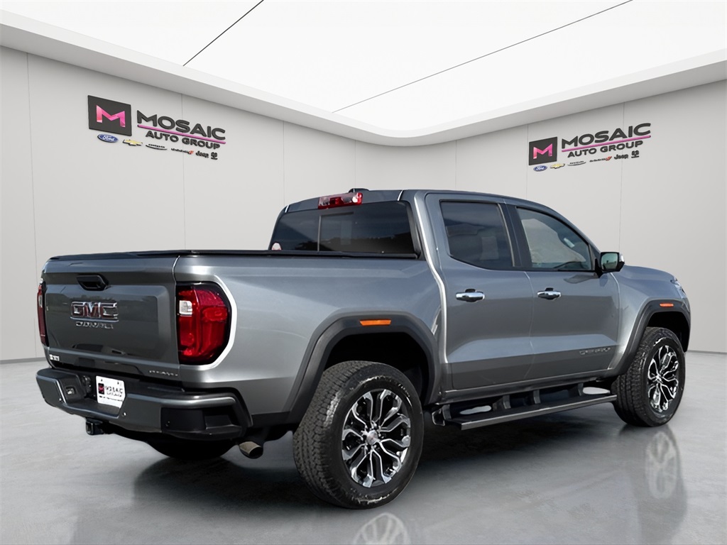 2023 GMC Canyon