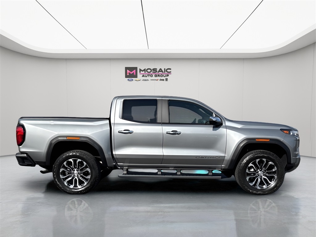 2023 GMC Canyon
