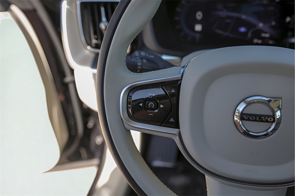 Used Car 2025 Volvo Xc60  B5 Core For Sale Under $50,000 In Austin, Texas