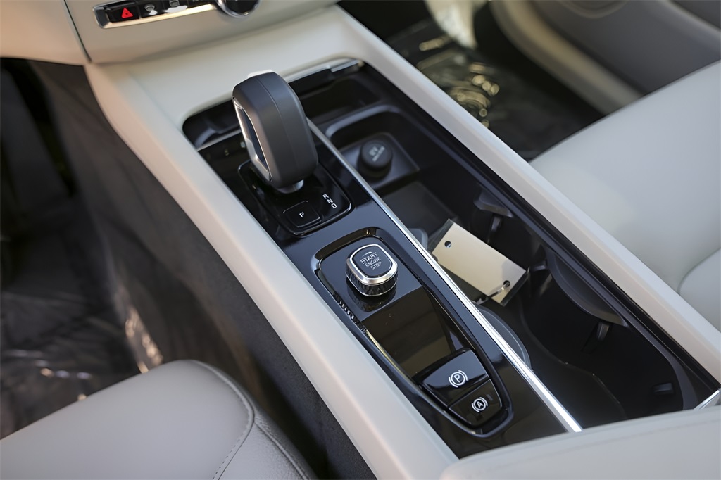 Used Car 2025 Volvo Xc60  B5 Core For Sale Under $50,000 In Austin, Texas