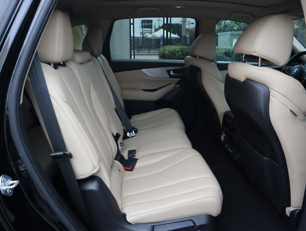 Thumbnail: 2022 Acura MDX - 9