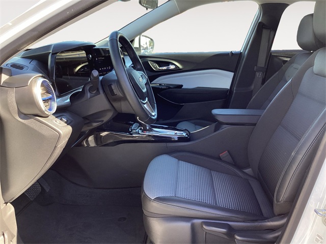 Used Car 2025 Chevrolet Trax  Lt For Sale Under $20,000 In San Antonio, Texas