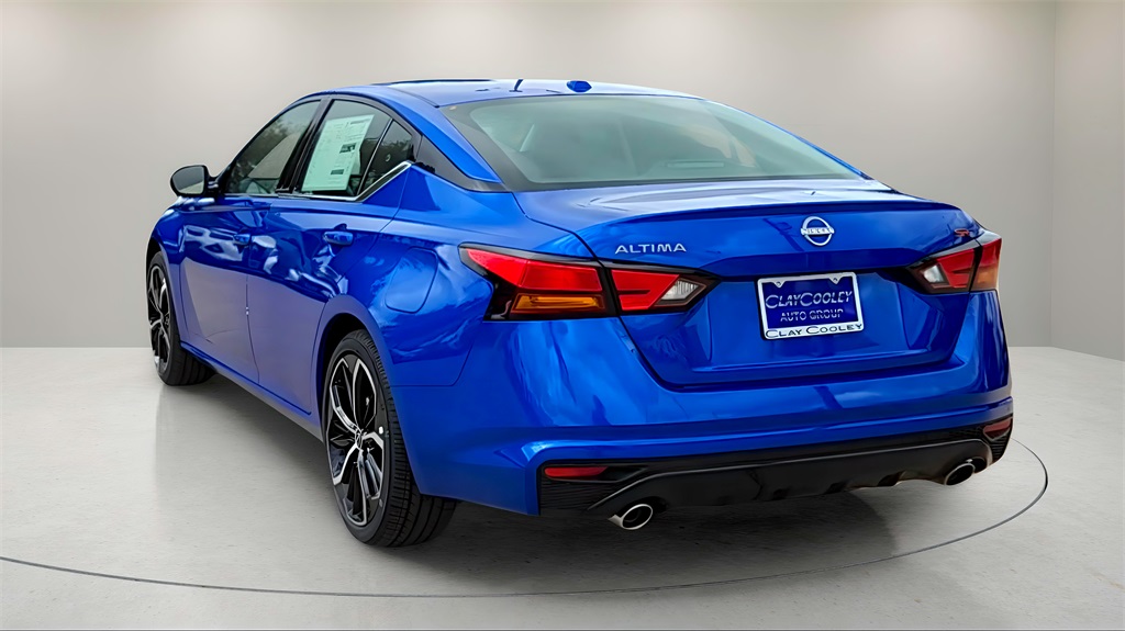 2025 Nissan Altima