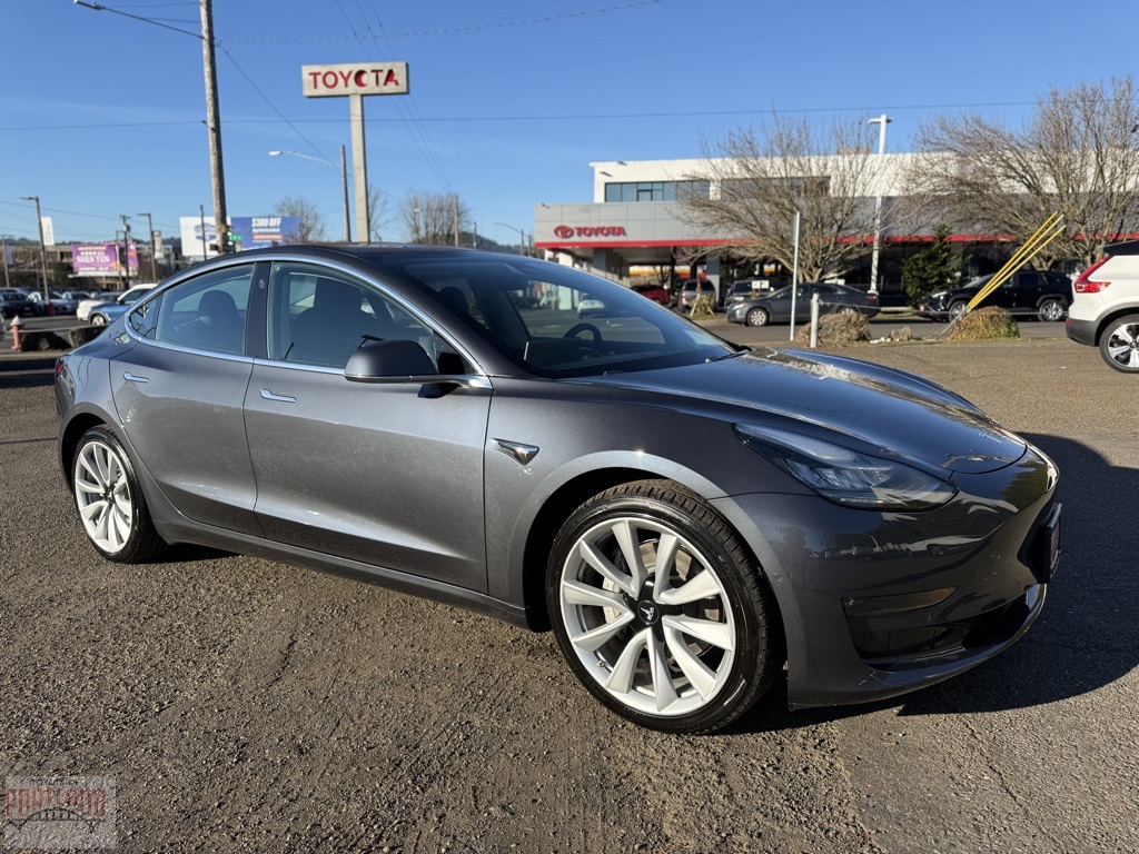 2018 Tesla Model 3 Long Range RWD