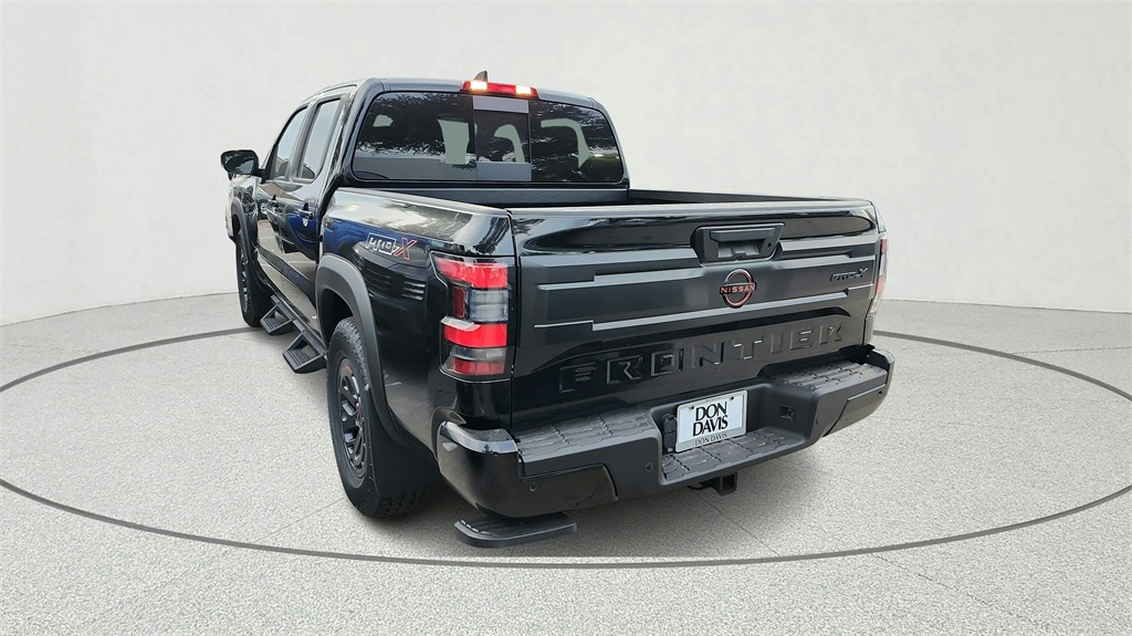 2026 Nissan Frontier