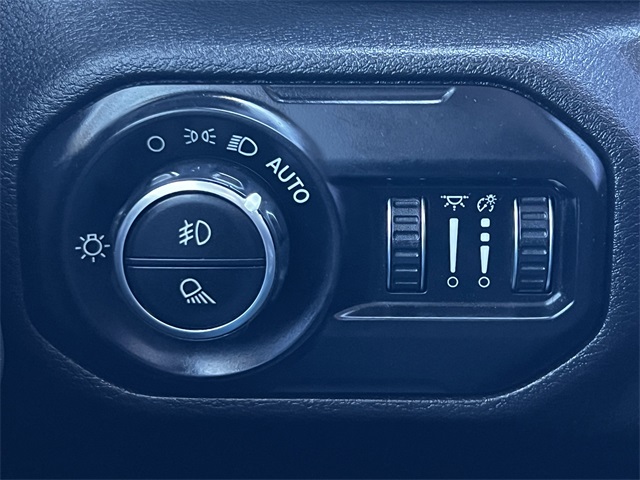 2021 Jeep Gladiator Overland Gray at Shottenkirk Kia Fort Bend