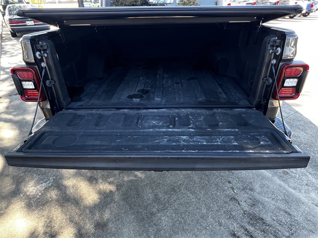 2021 Jeep Gladiator Overland Gray at Shottenkirk Kia Fort Bend