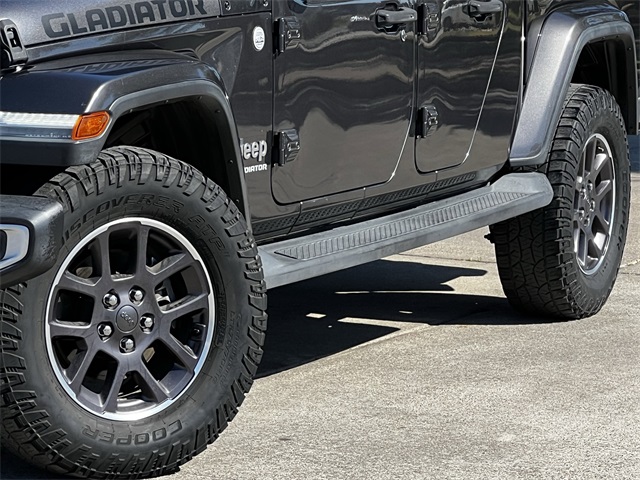 2021 Jeep Gladiator Overland Gray at Shottenkirk Kia Fort Bend