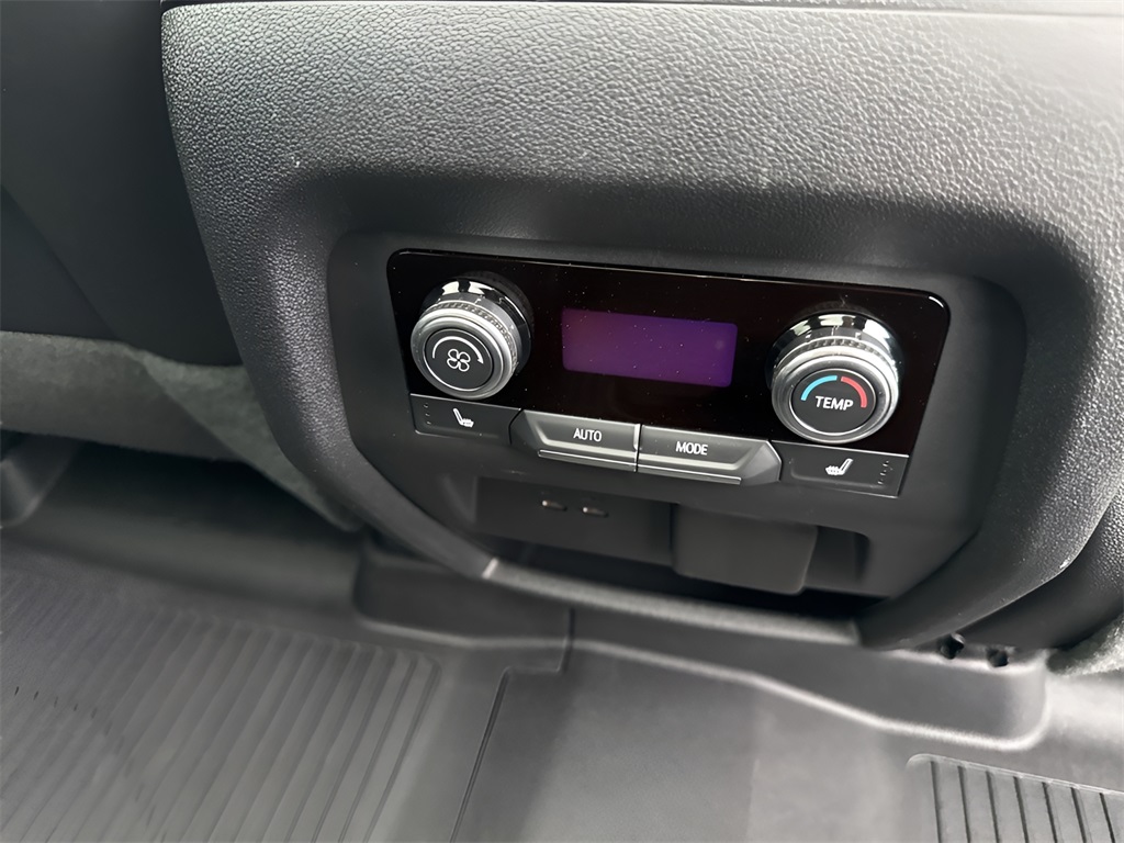 2024 GMC Acadia