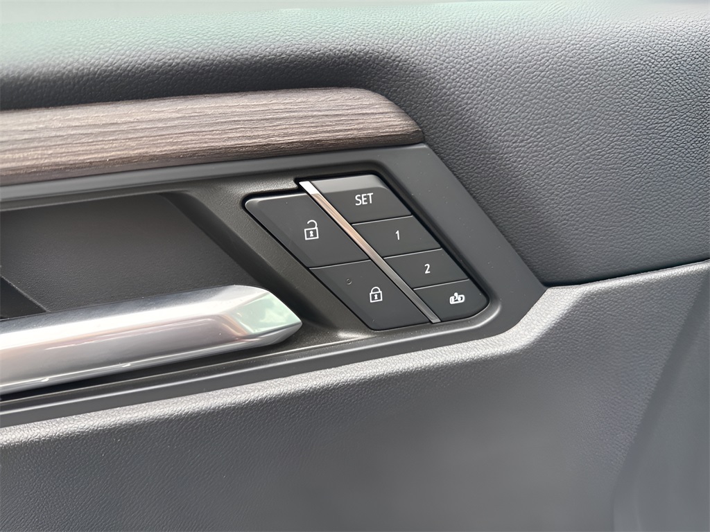 2024 GMC Acadia