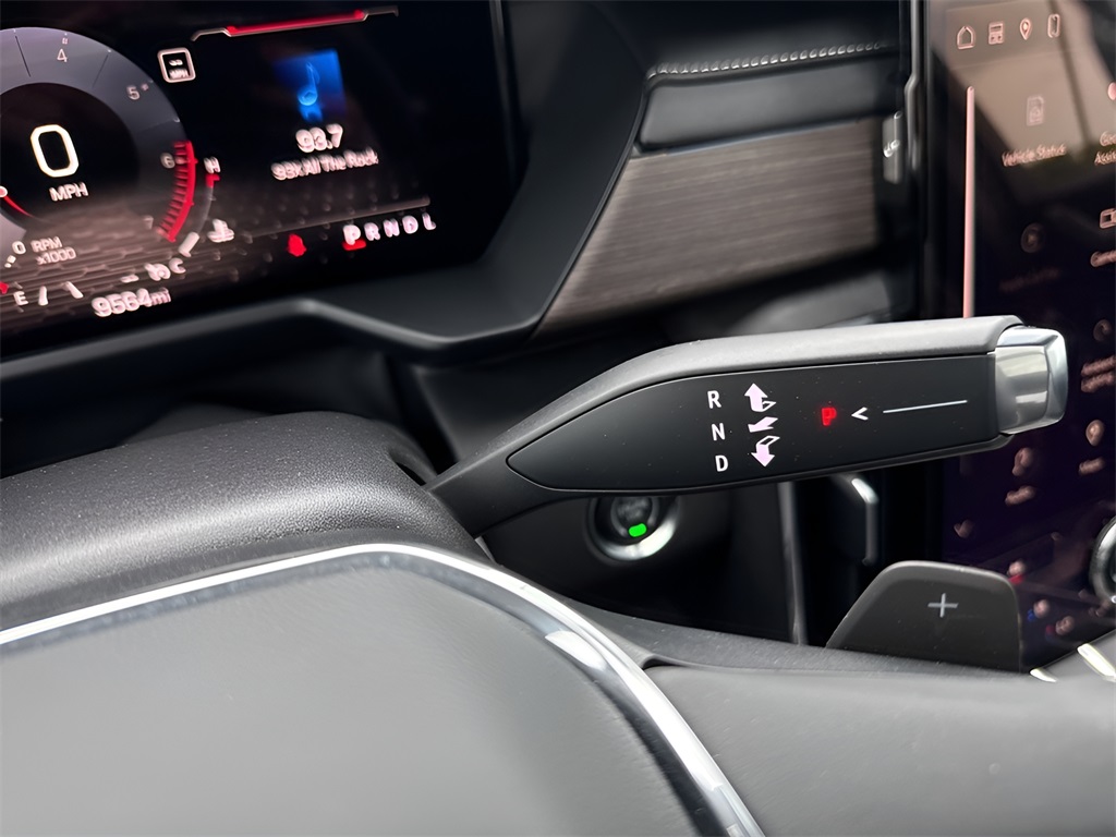 2024 GMC Acadia
