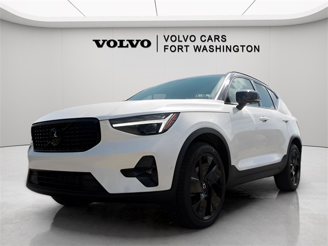 2026 Volvo XC40 Ultra Black Edition's photo