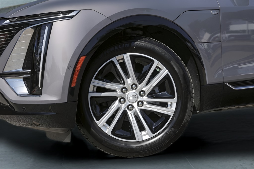 Used Car 2024 Cadillac Lyriq  Tech For Sale Under $40,000 In Austin, Texas