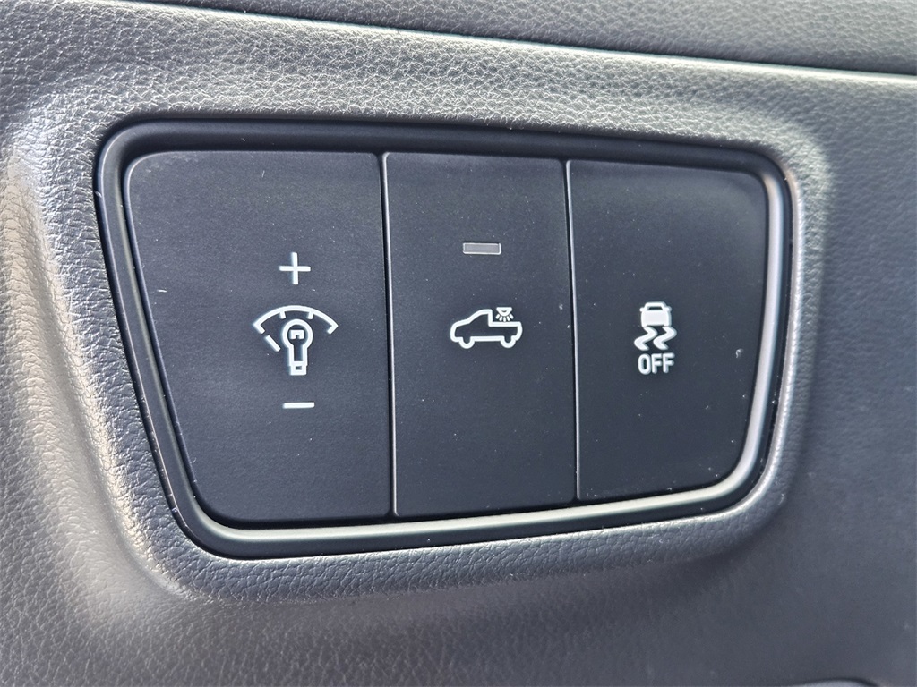 Used Car 2022 Hyundai Santa Cruz  Se For Sale Under $20,000 In San Marcos, Texas