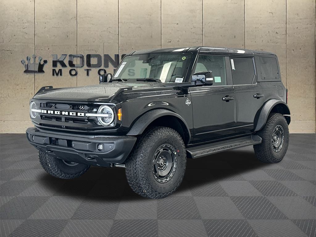 2025 Ford Bronco 4-Door Outer Banks's photo