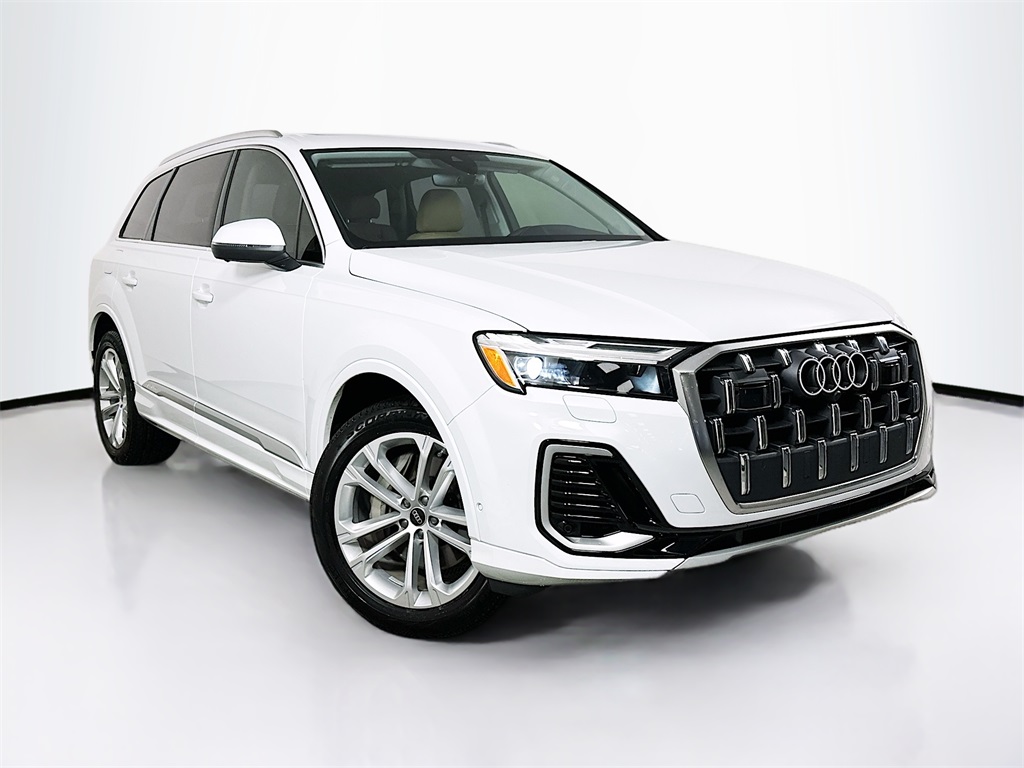 2025 Audi Q7 55 Premium Plus