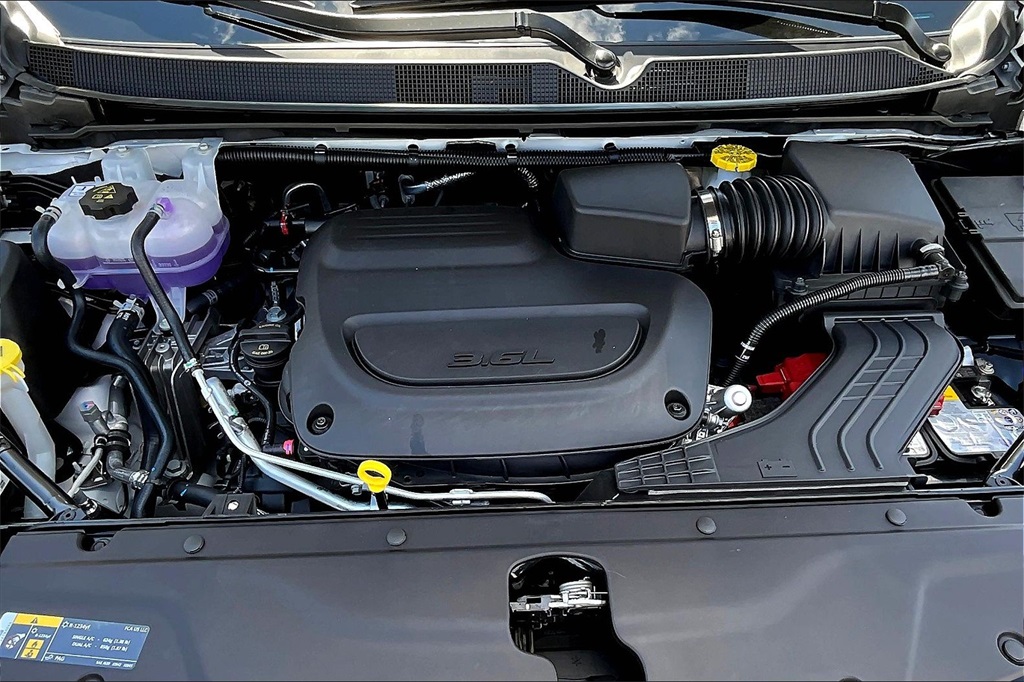 2026 Chrysler Pacifica Select - 9