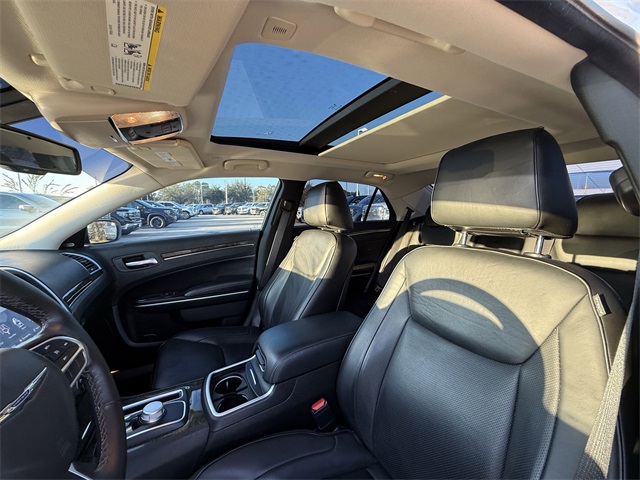 2022 Chrysler 300 Touring White at AutoSavvy Houston Southwest