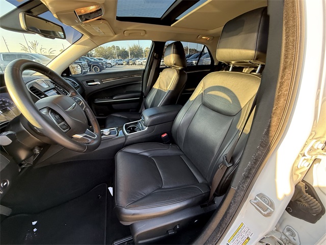 2022 Chrysler 300 Touring White at AutoSavvy Houston Southwest